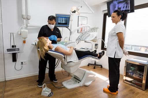 Clínica Dental Mosqueira