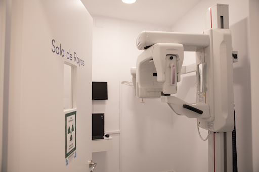 Clinica Dental Cira