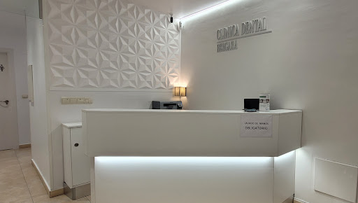 Clinica Dental Bergara logo