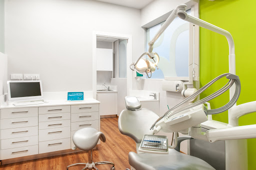 Clínica Dental Algueró
