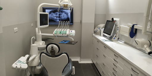 Clínica Dental Damalar