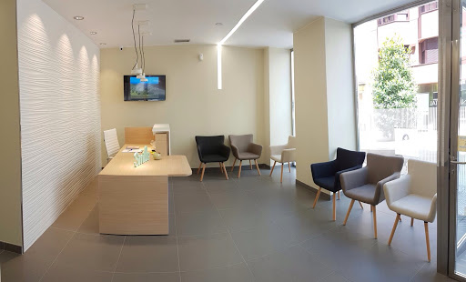 Clínica Dental Almeida
