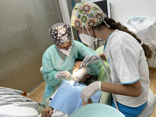 Clinica Dental Boccabell logo