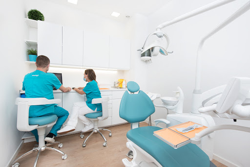 Clinica Dental Amadodent