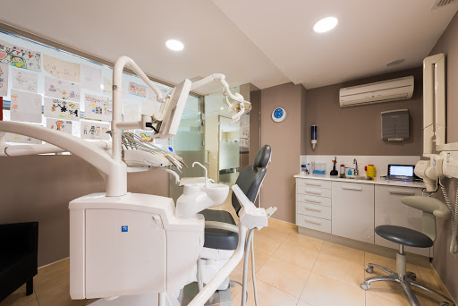 Clinica Dental Monfort