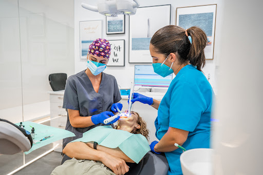 Clinica Dental Ikident logo