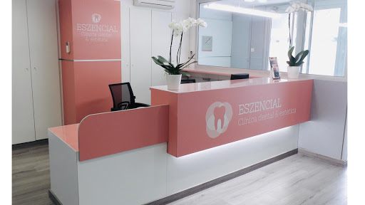 Clinica Dental ESZENCIAL