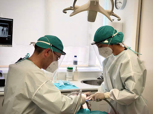 Clínica Dental Ariza