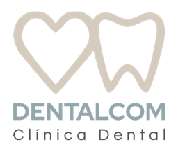 Clinica Dental Dentalcom Gondomar logo