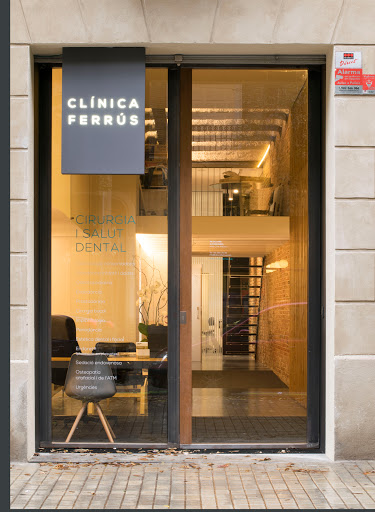 Clínica Dental Ferrús