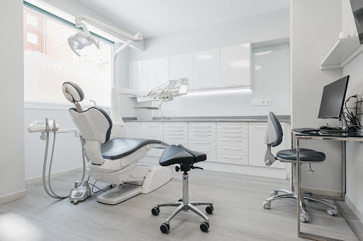 Clinica Dental Zornotza logo